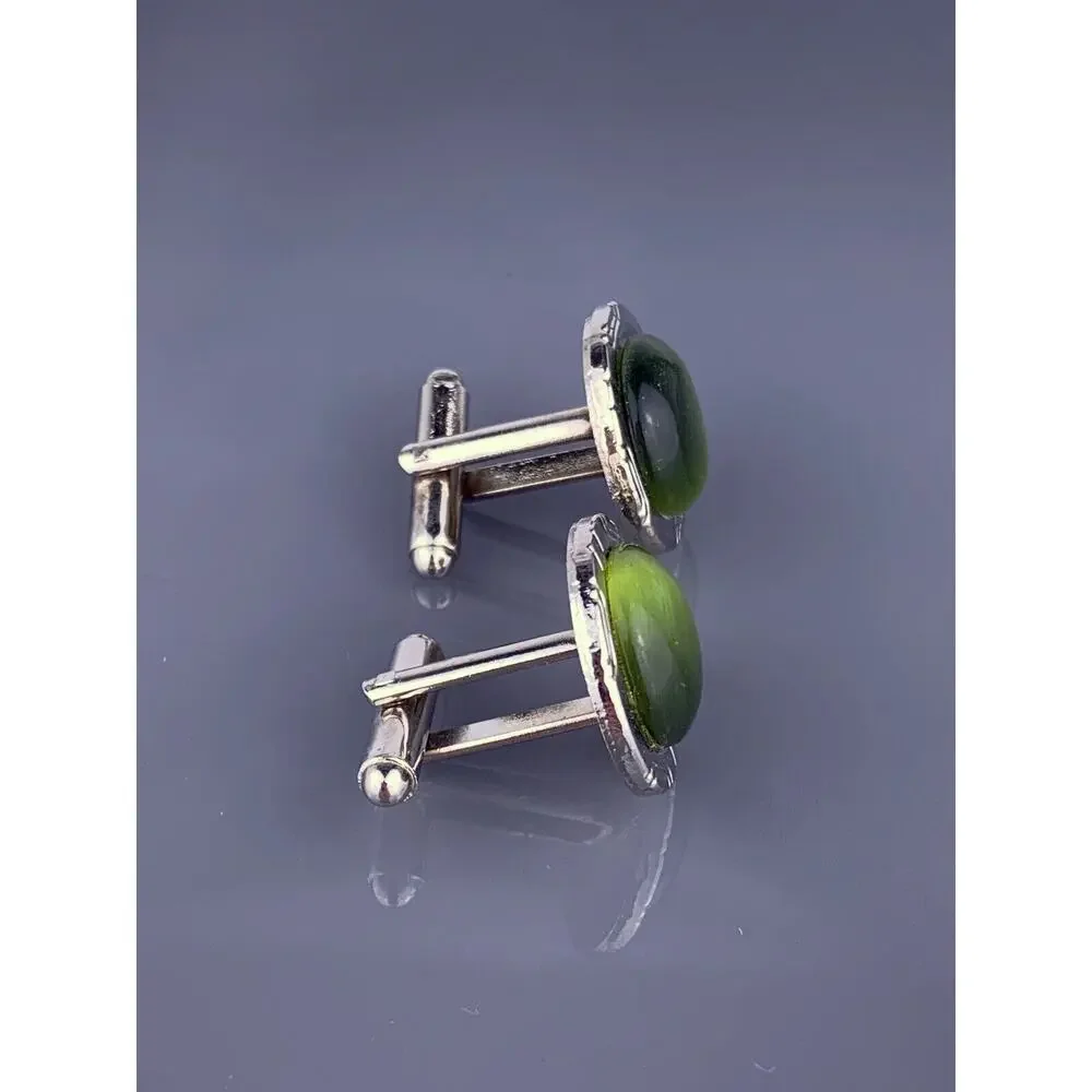 Green Round Cabochon Cufflinks Silver Tone Modernist Simple Cats Eye Vintage